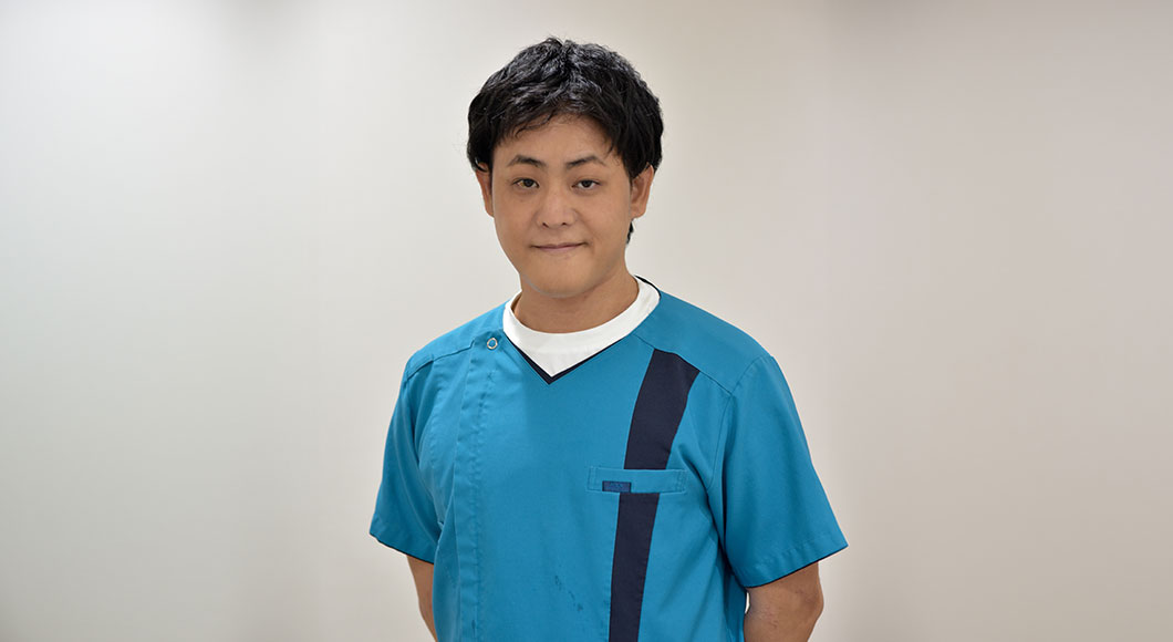 常勤歯科医師 鈴木 基明